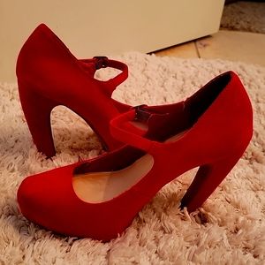 Red micro-suede Mossimo size 6.5